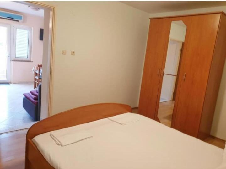 Apartmanibeta Stara Novalja Exterior foto